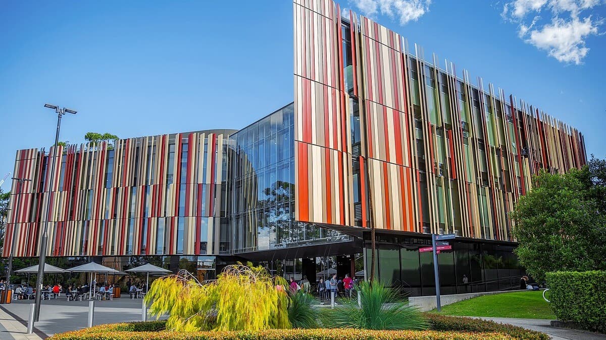 Macquarie University Guide for International Students